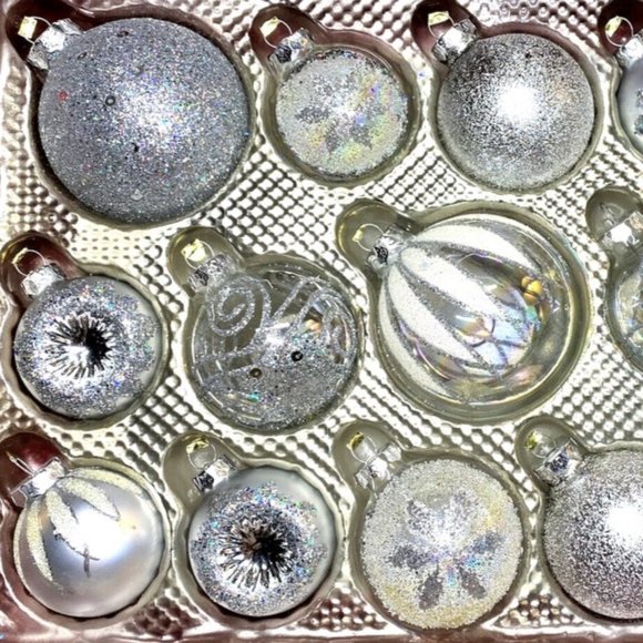 Large Sets 15 Glass Christmas Ornaments Home For The Holidays in Gold Siver Blue - Picture 3 of 11